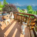 Clouds Alpin Luxury View And Pool * 빌라쉬르올롱