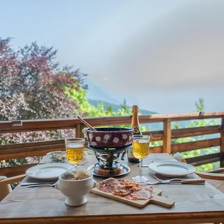 Clouds Alpin Luxury View And Pool شقة *